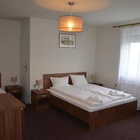 モーテル Motel Taurus Rzeszow *