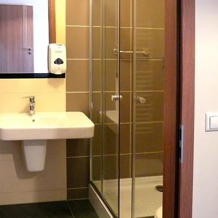 Motel Taurus Rzeszow モーテル *