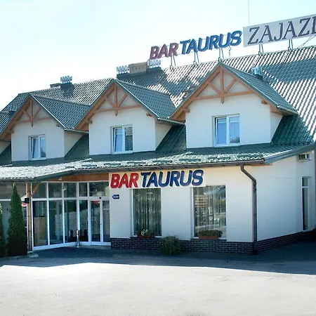 Motel Taurus Rzeszow モーテル ジェシュフ